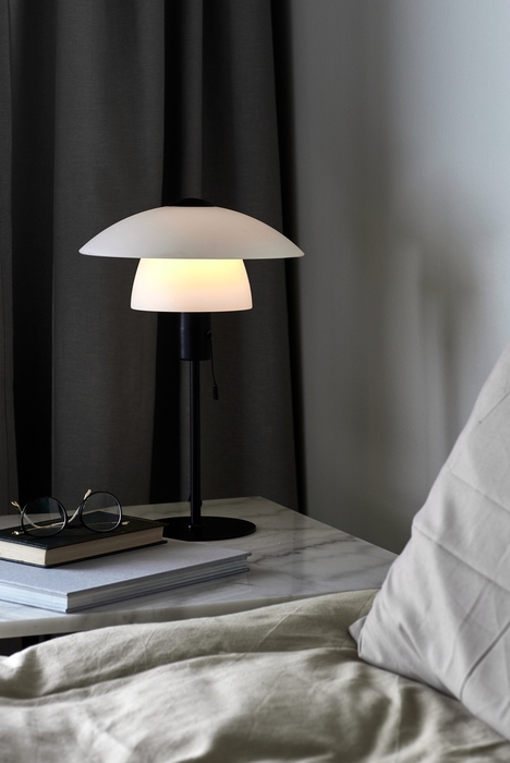 Nordlux Verona bordlampe sort/opal Ø27,5 cm